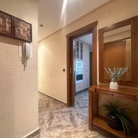 Homely Centro شقة تورّيفيِخا